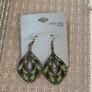 Green Leaf Filigree Dangle Earrings